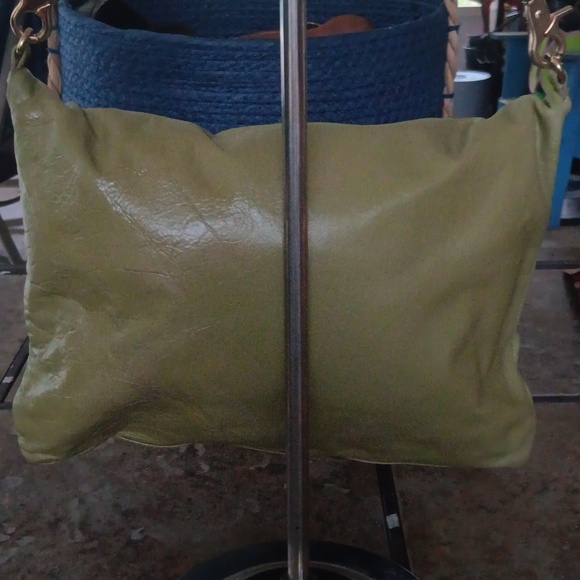 TORY BURCH OLIVE LEATHER THREE WAY HANDBAG - Picture 4 of 16